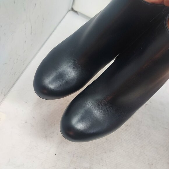 Christian Louboutin Belle Black Calf Leather Ankle Zipper Heel Boot - Picture 11 of 14